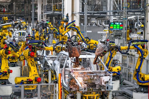 配资网 增强必胜信心，赢得战略主动——党的二十届四中全会锚定中国式现代化发展新目标